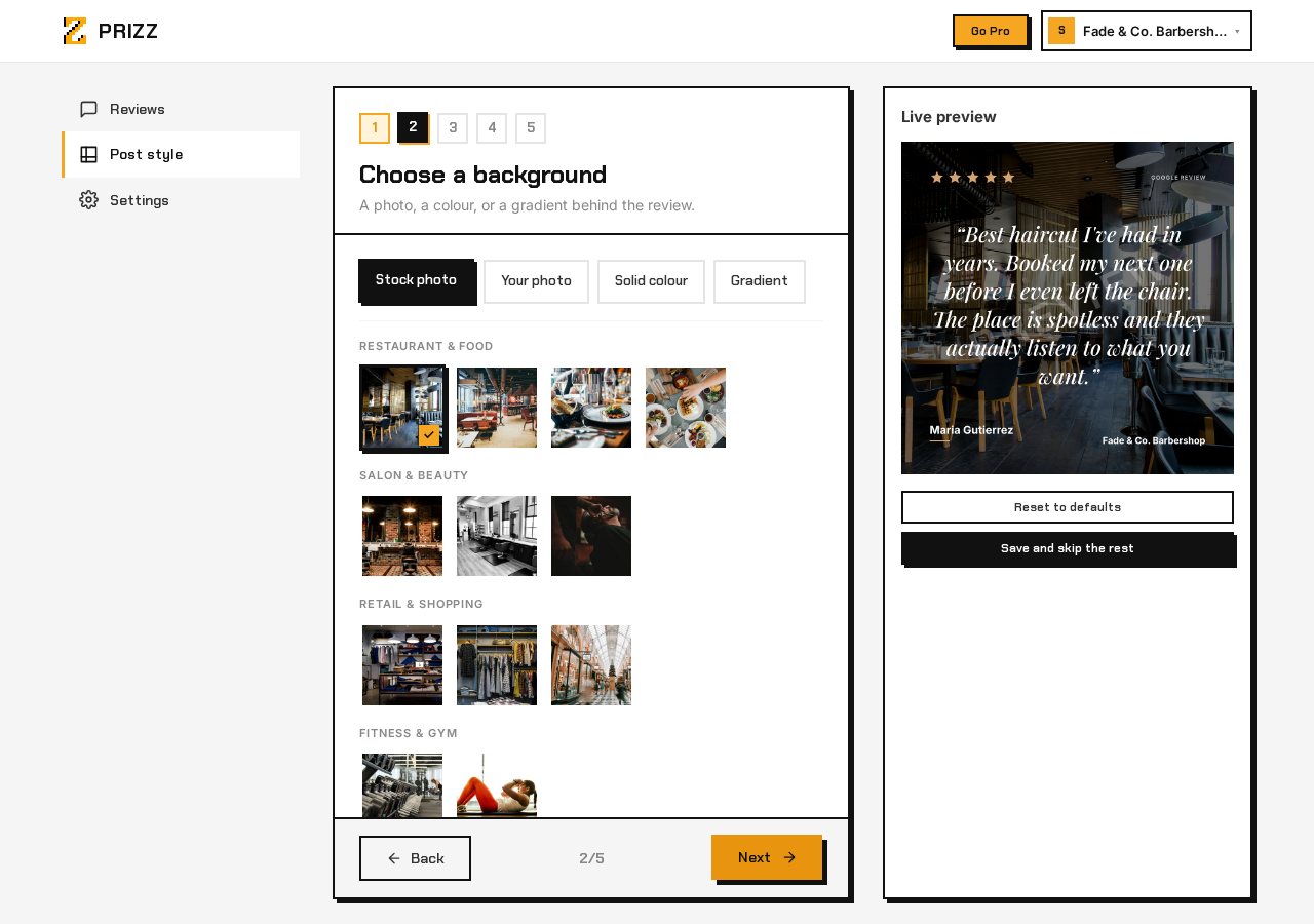 The background step of the Prizz wizard, showing the stock photo library organised by industry